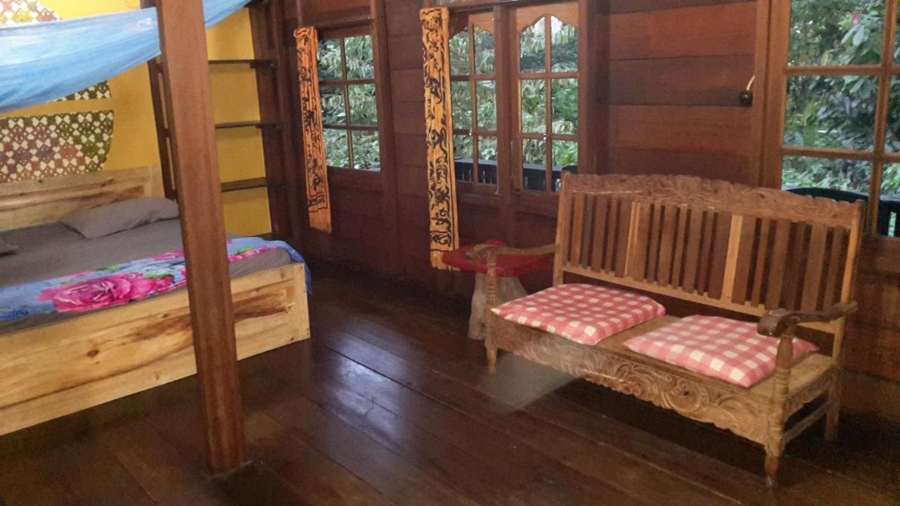 Liberta Homestay Tuk Tuk Esterno foto