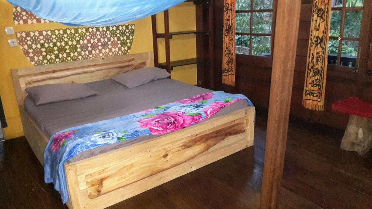 Liberta Homestay Tuk Tuk Esterno foto
