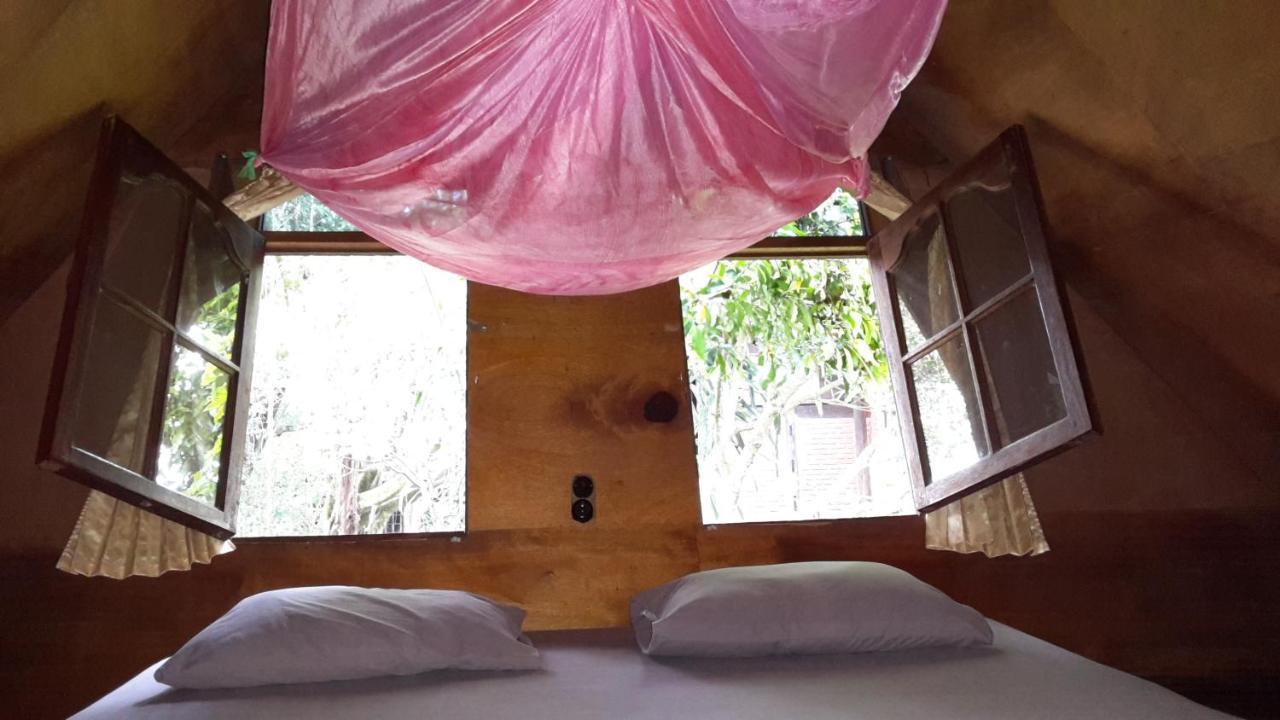 Liberta Homestay Tuk Tuk Esterno foto