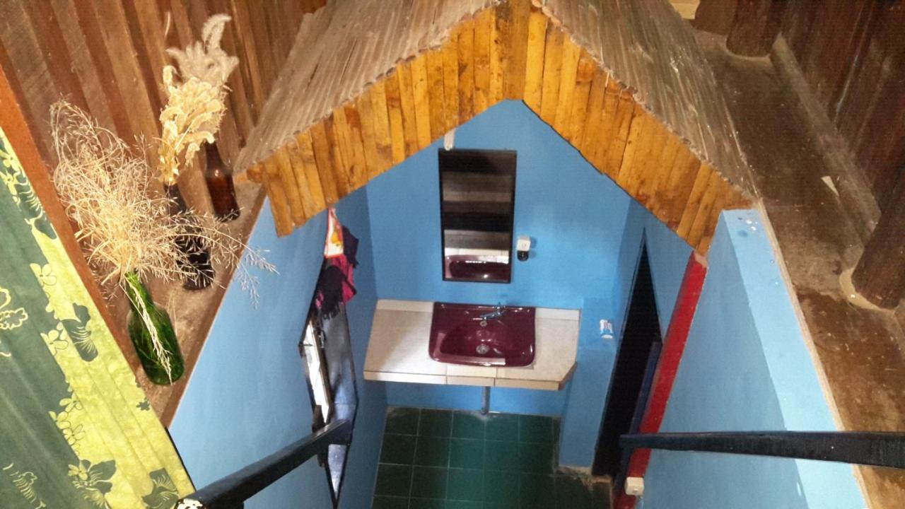 Liberta Homestay Tuk Tuk Esterno foto