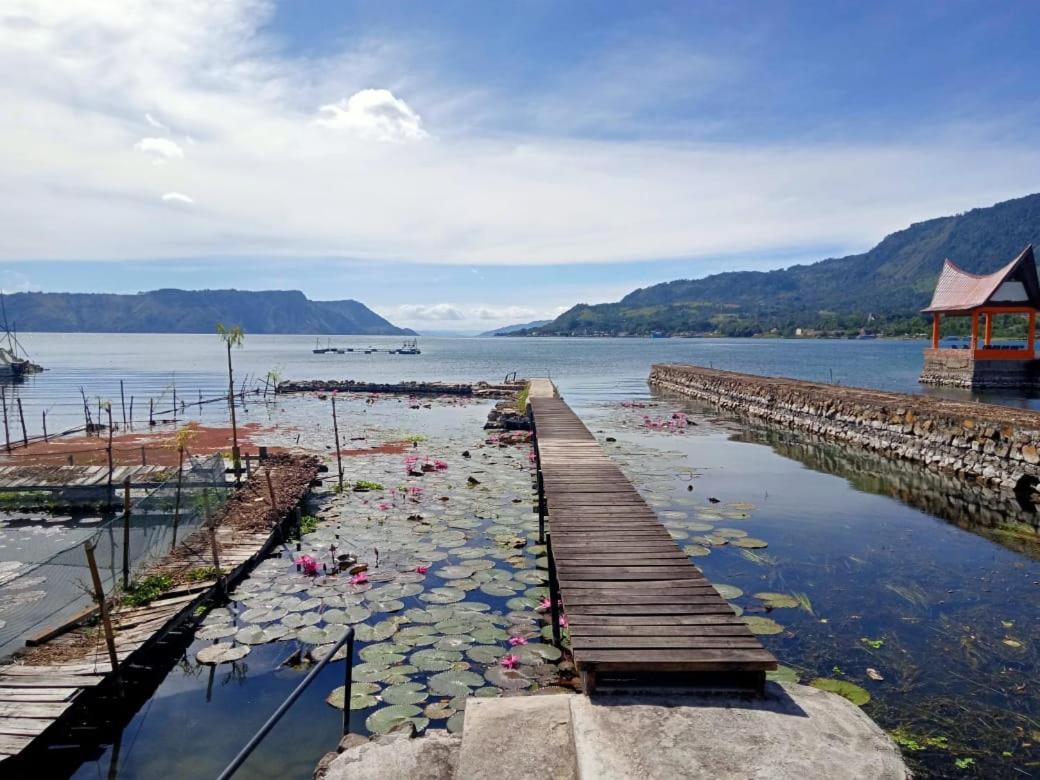 Liberta Homestay Tuk Tuk Esterno foto
